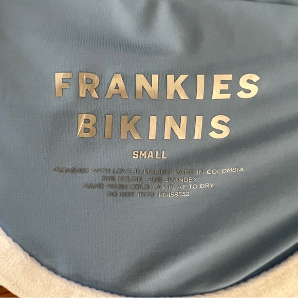 🎉HP🎉 NWT Frankie’s Bikinis Underwire Top, Sz Small - Picture 3 of 5